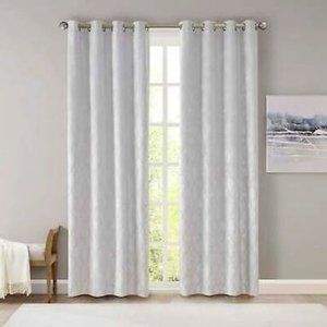 SUNSMART Taylor 50 x 95 Diamond Jacquard Total Blackout Window Panel